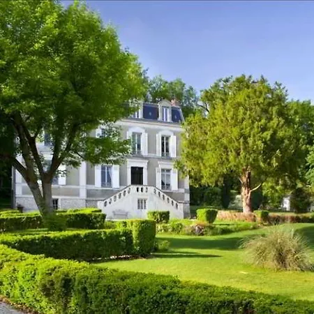 Bed & Breakfast Maison Stella Cadente, Artistique Et Jardin A Provins