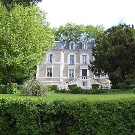 Maison Stella Cadente, Artistique Et Jardin A Bed & Breakfast