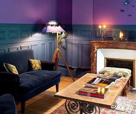 Maison Stella Cadente, Artistique Et Jardin A 3* Provins